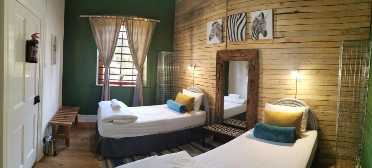 Uthando Backpackers Lodge Oudtshoorn Eksteriør billede